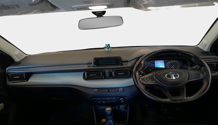 2022 Tata PUNCH ADVENTURE MT, Petrol, Manual, 33,353 km, interior