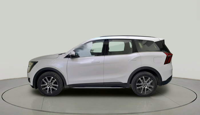 2023 Mahindra XUV700 AX 7 D AT 7 STR, Diesel, Automatic, 73,678 km, exterior
