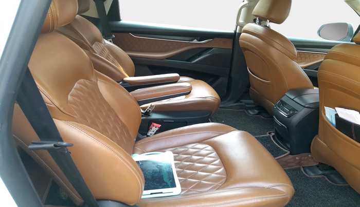 2020 MG GLOSTER SAVVY 6 STR 2.0 TWIN TURBO 4WD, Diesel, Automatic, 2,17,235 km, interior