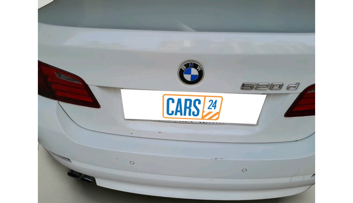 2011 BMW 5 Series 520D 2.0, Diesel, Automatic, 86,718 km, exterior