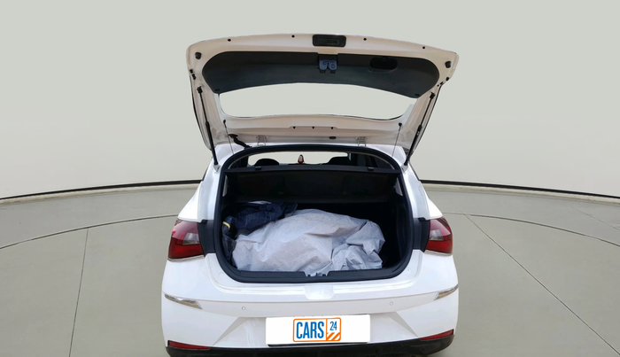 2021 Hyundai NEW I20 MAGNA 1.2 MT, Petrol, Manual, 25,377 km, exterior