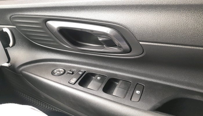 2021 Hyundai NEW I20 MAGNA 1.2 MT, Petrol, Manual, 25,377 km, interior