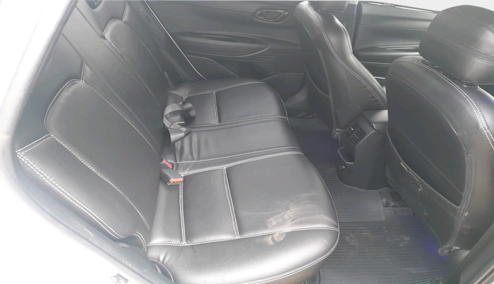 2021 Hyundai NEW I20 MAGNA 1.2 MT, Petrol, Manual, 25,377 km, interior