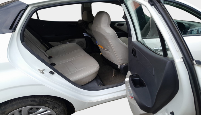2020 Hyundai AURA S 1.2 CNG, Petrol, Manual, 1,29,778 km, interior
