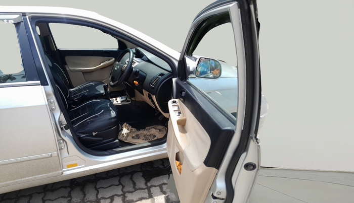 2012 Tata Indica Vista VX QUADRAJET, Diesel, Manual, 1,15,543 km, interior