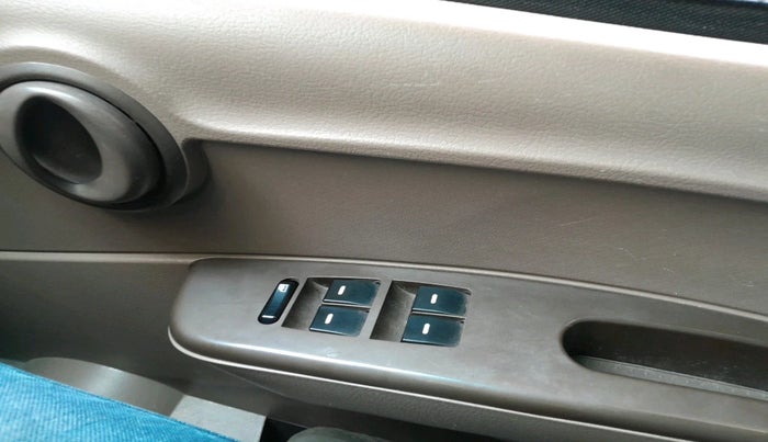 2013 Mahindra Xylo D4 BS-III, Diesel, Manual, 67,049 km, interior