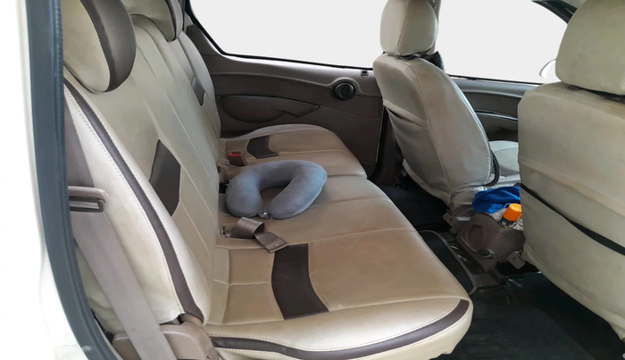 2013 Mahindra Xylo D4 BS-III, Diesel, Manual, 67,049 km, interior