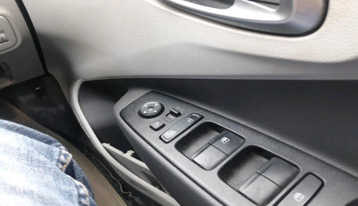 2020 Hyundai AURA SX 1.2, Petrol, Manual, 26,419 km, interior