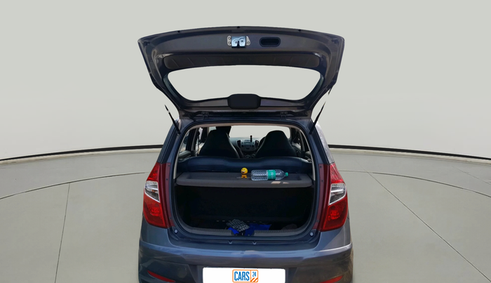 2015 Hyundai i10 SPORTZ 1.1, Petrol, Manual, 31,754 km, exterior