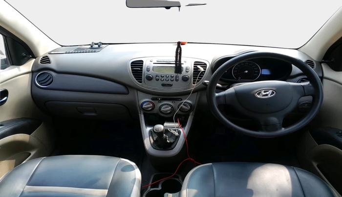 2015 Hyundai i10 SPORTZ 1.1, Petrol, Manual, 31,754 km, interior