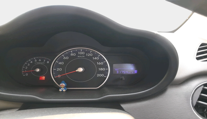 2015 Hyundai i10 SPORTZ 1.1, Petrol, Manual, 31,754 km, interior