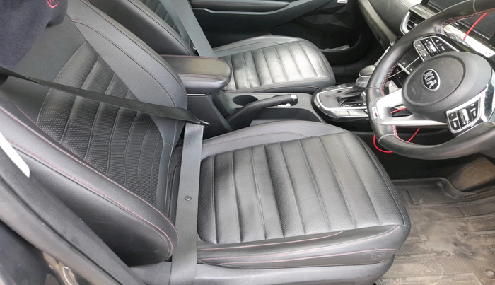 2021 KIA SELTOS GTX PLUS AT 1.5 DIESEL, Diesel, Automatic, 1,24,668 km, interior