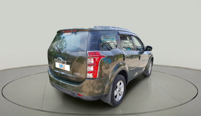 2011 Mahindra XUV500 W8, Diesel, Manual, 2,16,913 km, exterior