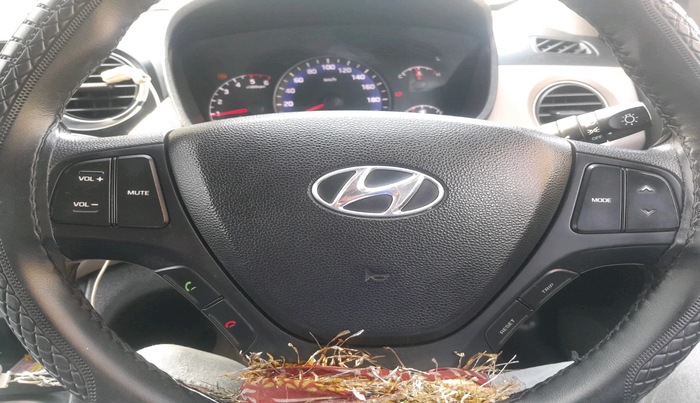 2015 Hyundai Xcent S 1.1 CRDI, Diesel, Manual, 1,13,206 km, interior