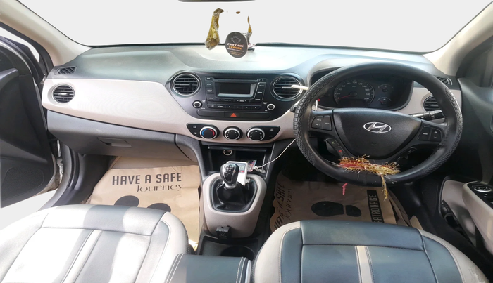 2015 Hyundai Xcent S 1.1 CRDI, Diesel, Manual, 1,13,206 km, interior