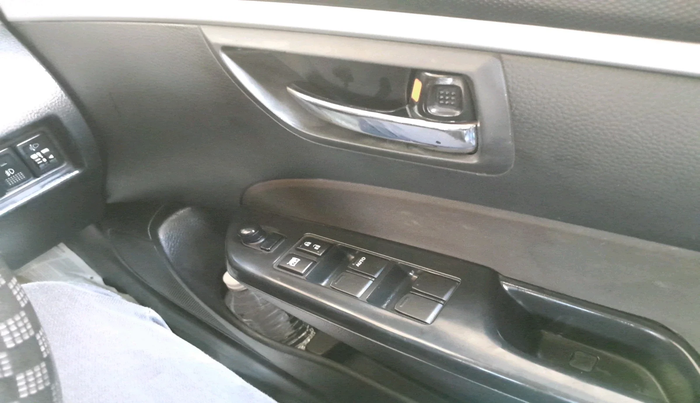 2016 Maruti Swift ZDI, Diesel, Manual, 1,15,243 km, interior