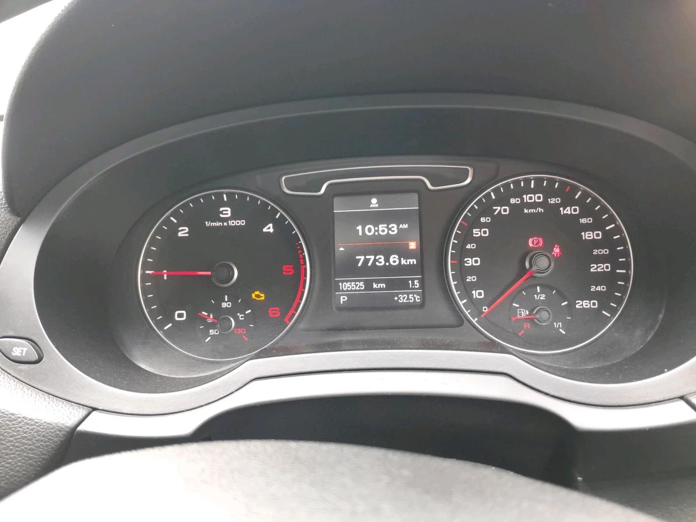 2012 Audi Q3 2.0 QUATTRO TDI AT, Diesel, Automatic, 1,05,525 km, interior