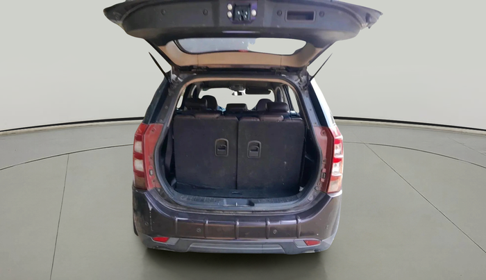 2012 Mahindra XUV500 W8, Diesel, Manual, 1,11,381 km, exterior