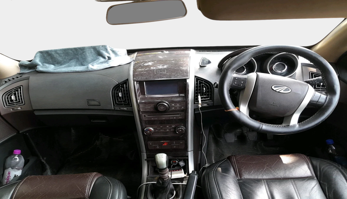 2012 Mahindra XUV500 W8, Diesel, Manual, 1,11,381 km, interior