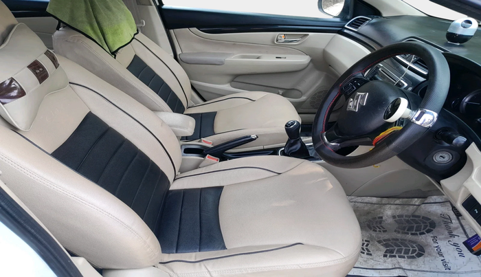 2014 Maruti Ciaz VDI, Diesel, Manual, 1,14,019 km, interior