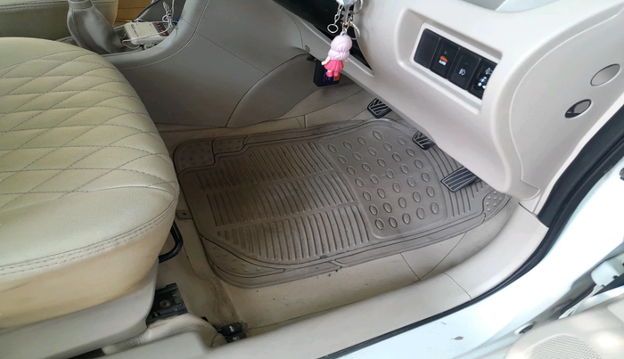 2015 Maruti Swift Dzire VXI, Petrol, Manual, 65,692 km, interior