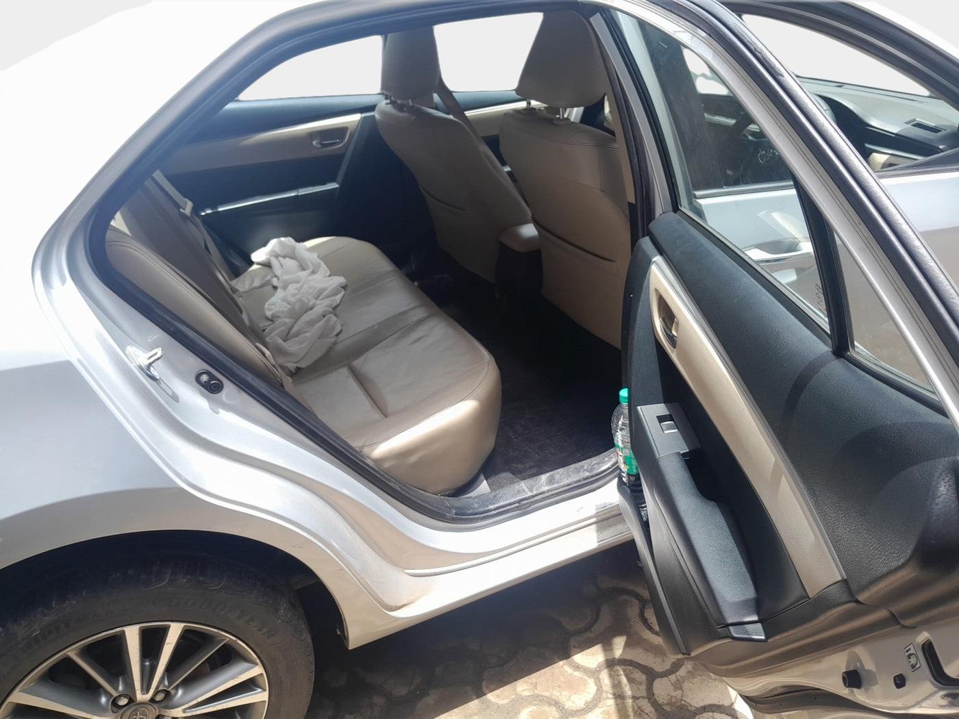 2015 Toyota Corolla Altis VL CVT PETROL, Petrol, Automatic, 65,588 km, interior