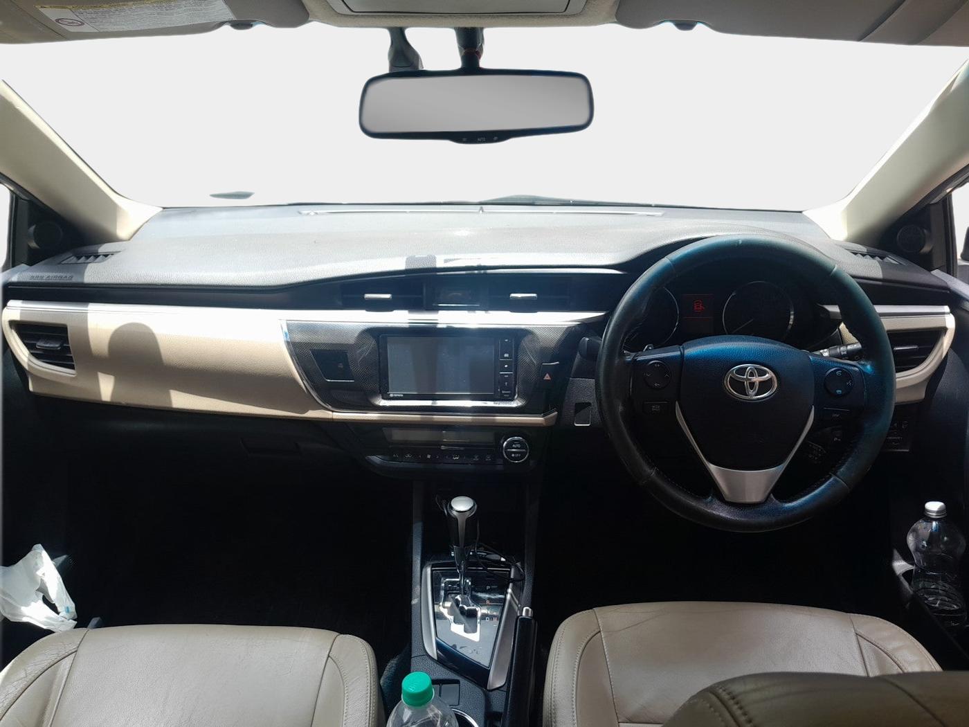 2015 Toyota Corolla Altis VL CVT PETROL, Petrol, Automatic, 65,588 km, interior