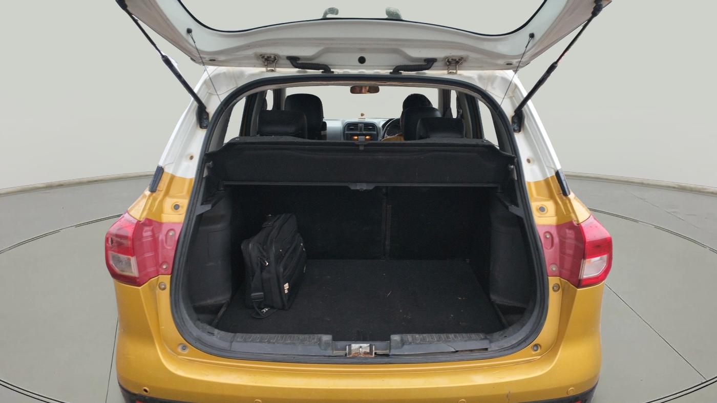 2018 Maruti Vitara Brezza ZDI PLUS DUAL TONE, Diesel, Manual, 73,969 km, exterior