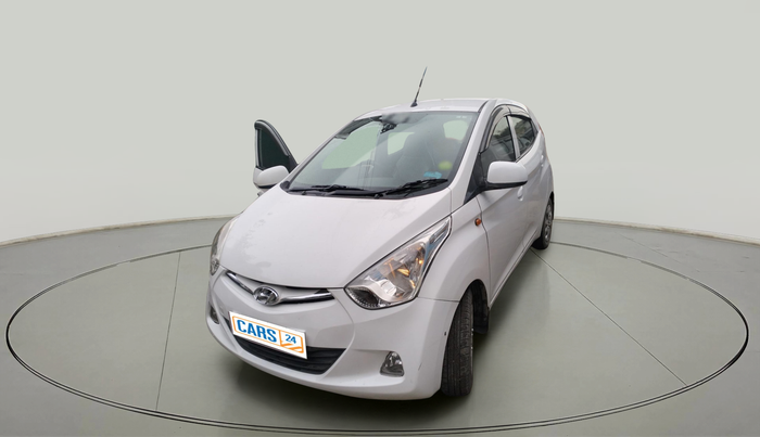 2015 Hyundai Eon SPORTZ, Petrol, Manual, 1,06,151 km, exterior