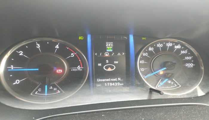 2019 Toyota Fortuner 2.8 4X2 AT, Diesel, Automatic, 1,19,439 km, interior