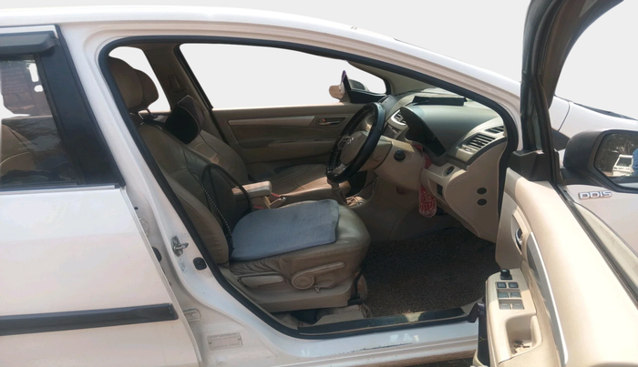 2016 Maruti Ertiga ZDI + SHVS, Diesel, Manual, 1,53,650 km, interior