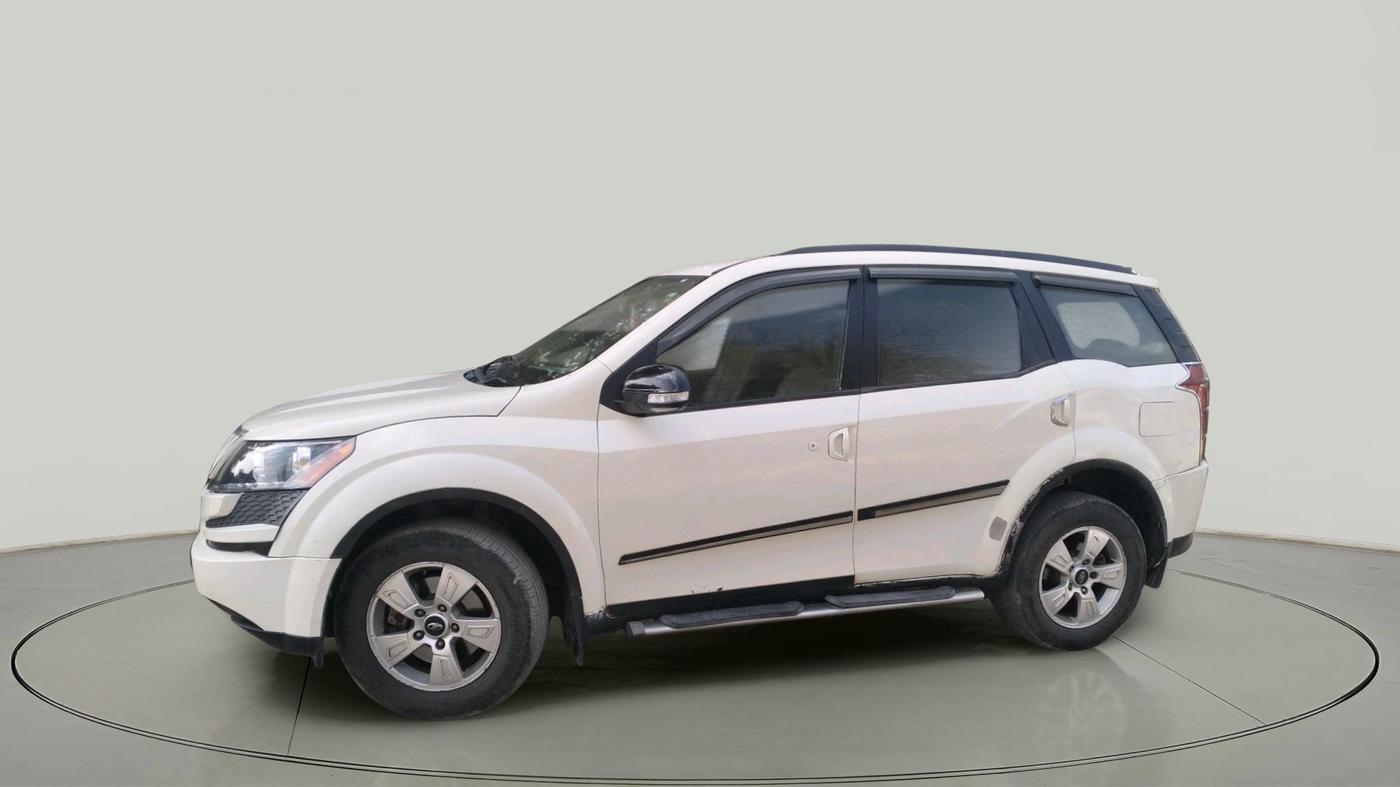 2012 Mahindra XUV500 W8, Diesel, Manual, 2,13,535 km, exterior