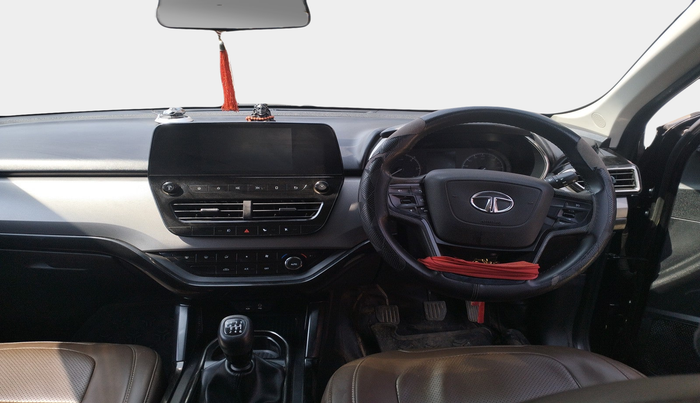 2022 Tata Harrier XT PLUS 2.0L KRYOTEC DARK EDITON, Diesel, Manual, 1,06,460 km, interior