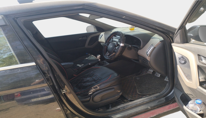 2015 Hyundai Creta SX (O) 1.6 DIESEL, Diesel, Manual, 1,07,007 km, interior