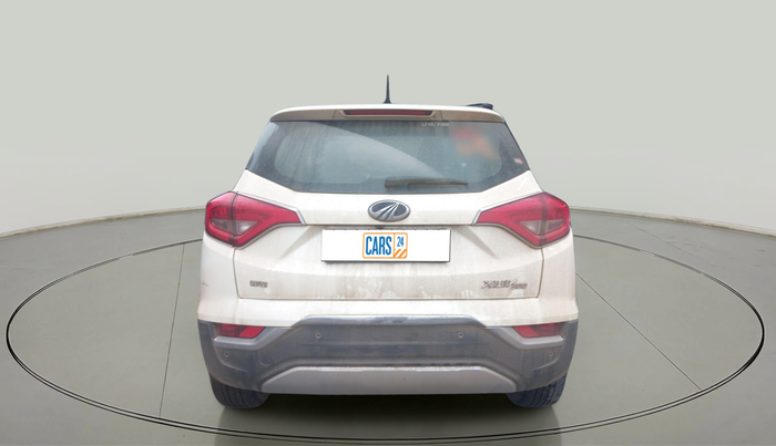 2020 Mahindra XUV300 W8 1.2 PETROL, Petrol, Manual, 61,907 km, exterior