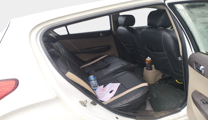 2010 Hyundai i20 ASTA (O) 1.2 WITH SUNROOF, Petrol, Manual, 76,559 km, interior