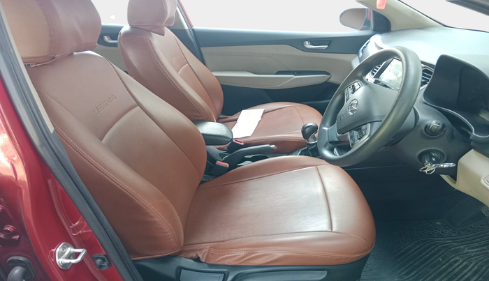 2017 Hyundai Verna 1.6 VTVT SX, Petrol, Manual, 34,352 km, interior