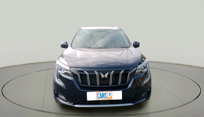 2025 Mahindra XUV700 AX 7 LUXURY D AT 7 STR, Diesel, Automatic, 7,887 km, exterior