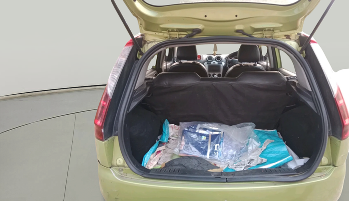 2010 Ford Figo ZXI 1.2 PETROL, Petrol, Manual, 82,039 km, exterior