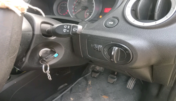 2010 Ford Figo ZXI 1.2 PETROL, Petrol, Manual, 82,039 km, interior