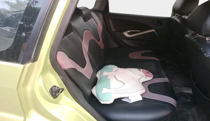 2010 Ford Figo ZXI 1.2 PETROL, Petrol, Manual, 82,039 km, interior