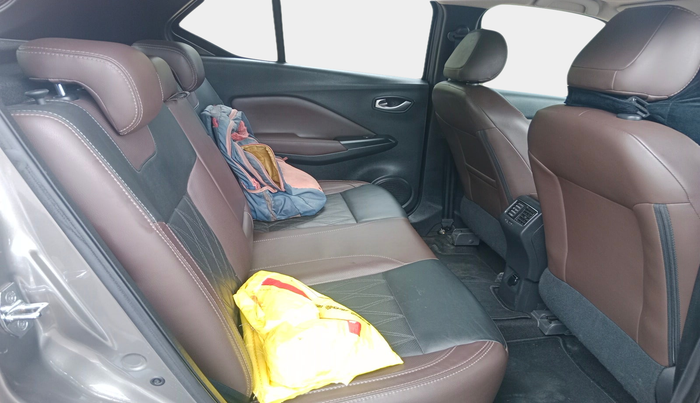 2019 Nissan Kicks XV PREMIUM O DUAL TONE DIESEL, Diesel, Manual, 34,911 km, interior