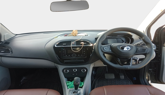 2024 Tata Tiago XTA PETROL, Petrol, Automatic, 1,946 km, interior