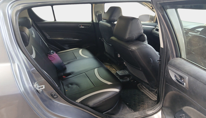 2013 Maruti Swift VXI, Petrol, Manual, 97,000 km, interior