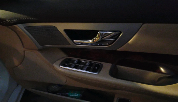 2012 Jaguar XF 3.0 DIESEL, Diesel, Automatic, 73,550 km, interior