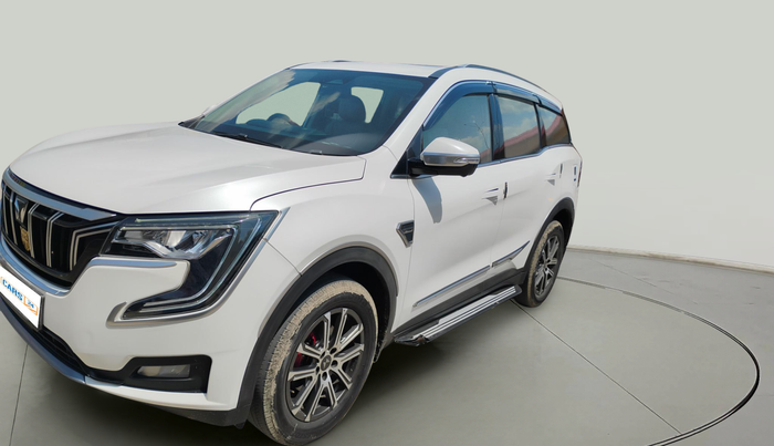 2022 Mahindra XUV700 AX 7 LUXURY P AT 7 STR, Petrol, Automatic, 30,911 km, exterior
