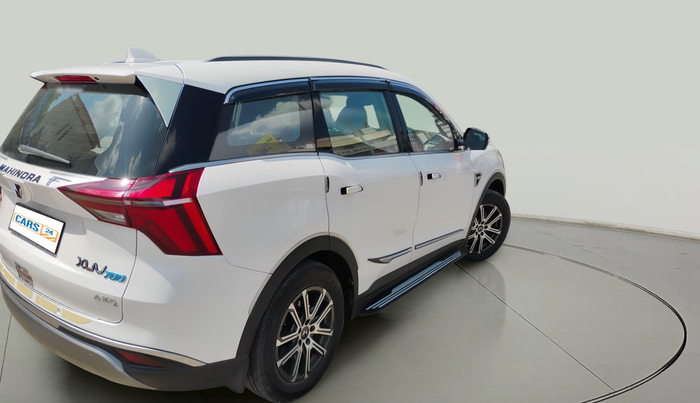 2022 Mahindra XUV700 AX 7 LUXURY P AT 7 STR, Petrol, Automatic, 30,911 km, exterior