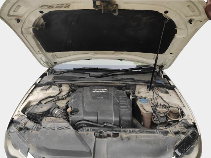 2010 Audi A4 2.0 TDI, Diesel, Automatic, 1,12,460 km, exterior