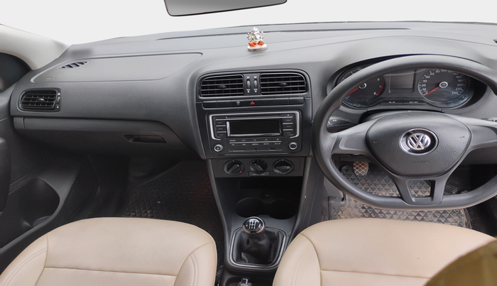 2019 Volkswagen Polo COMFORTLINE 1.0L MPI, Petrol, Manual, 1,27,218 km, interior