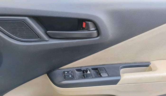 2015 Honda City 1.5L I-DTEC SV, Diesel, Manual, 99,371 km, interior